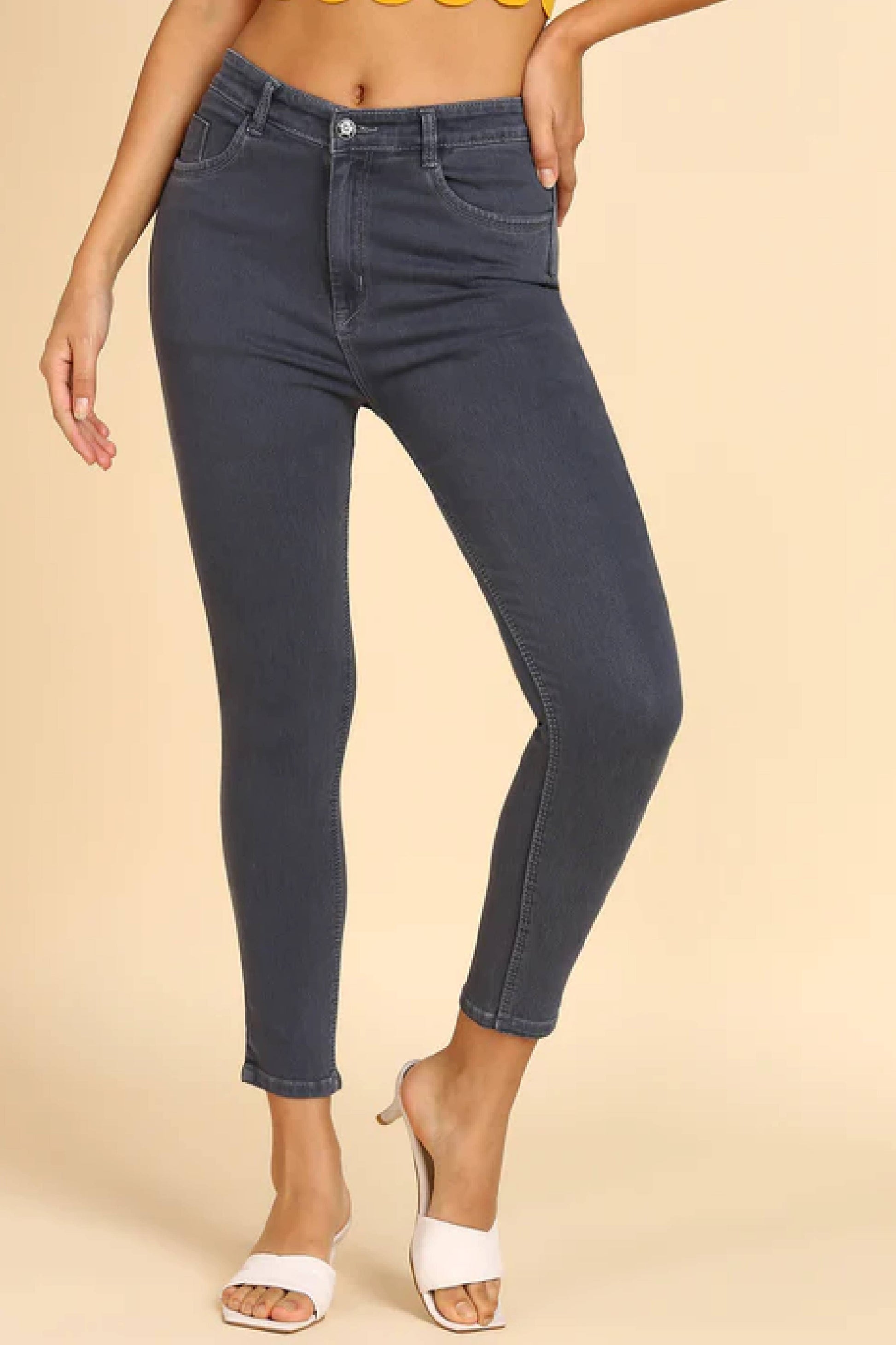Grey colour slim fit jeans for womens
