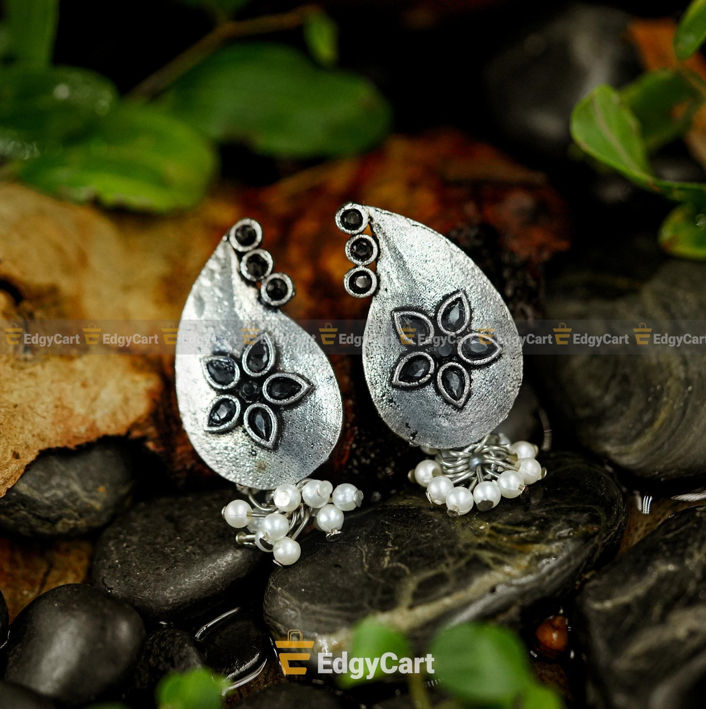 Oxidized Stone Studs Earrings